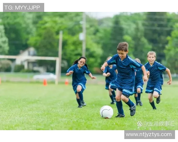 带萨的足球明星们如何在绿茵场上展现个人魅力与团队精神
